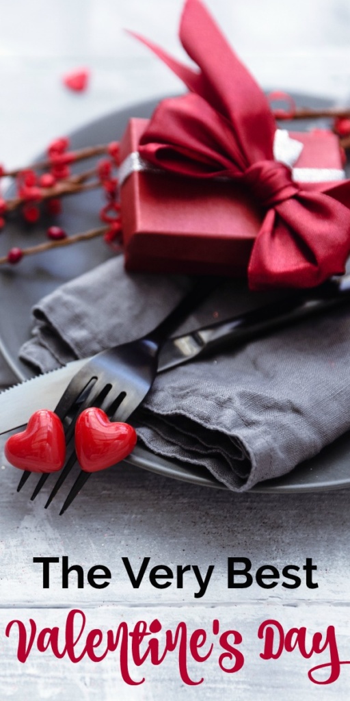 Let's Plan the Very Best Valentine's Day Ever! Click through for simple and pretty Valentine's Day Ideas from craft ideas, stay at home dinner plans and even DIY Valentine's for the kids!
